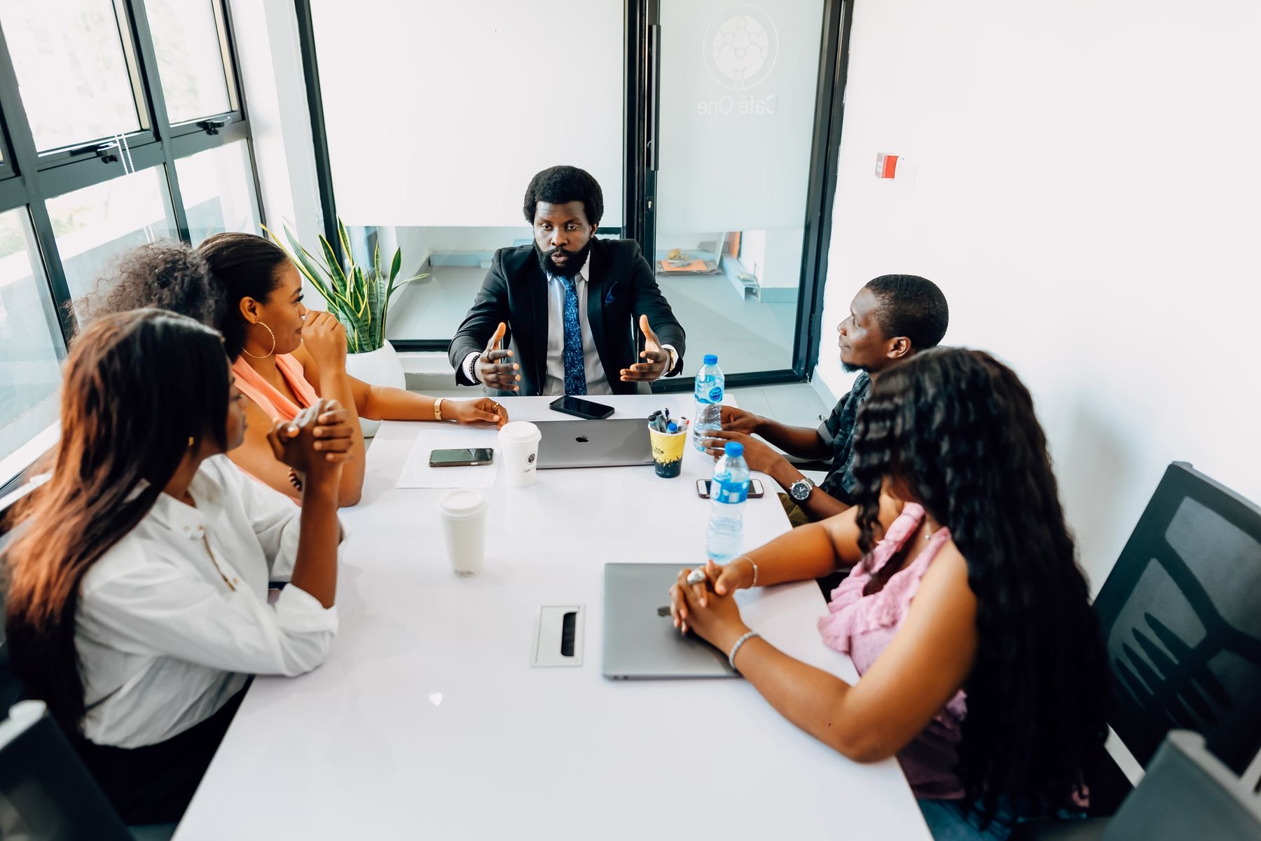 Réunion de travail dans les bureaux d’Audico